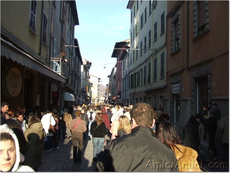 Anteprima sfilata 2007 266 136 KB