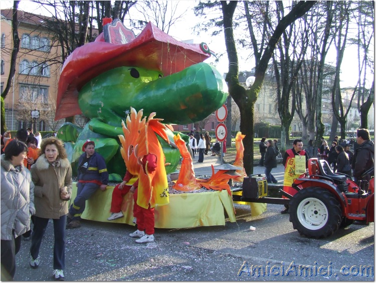 Anteprima sfilata 2007 274 205 KB