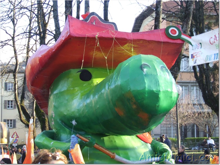 Anteprima sfilata 2007 280 175 KB