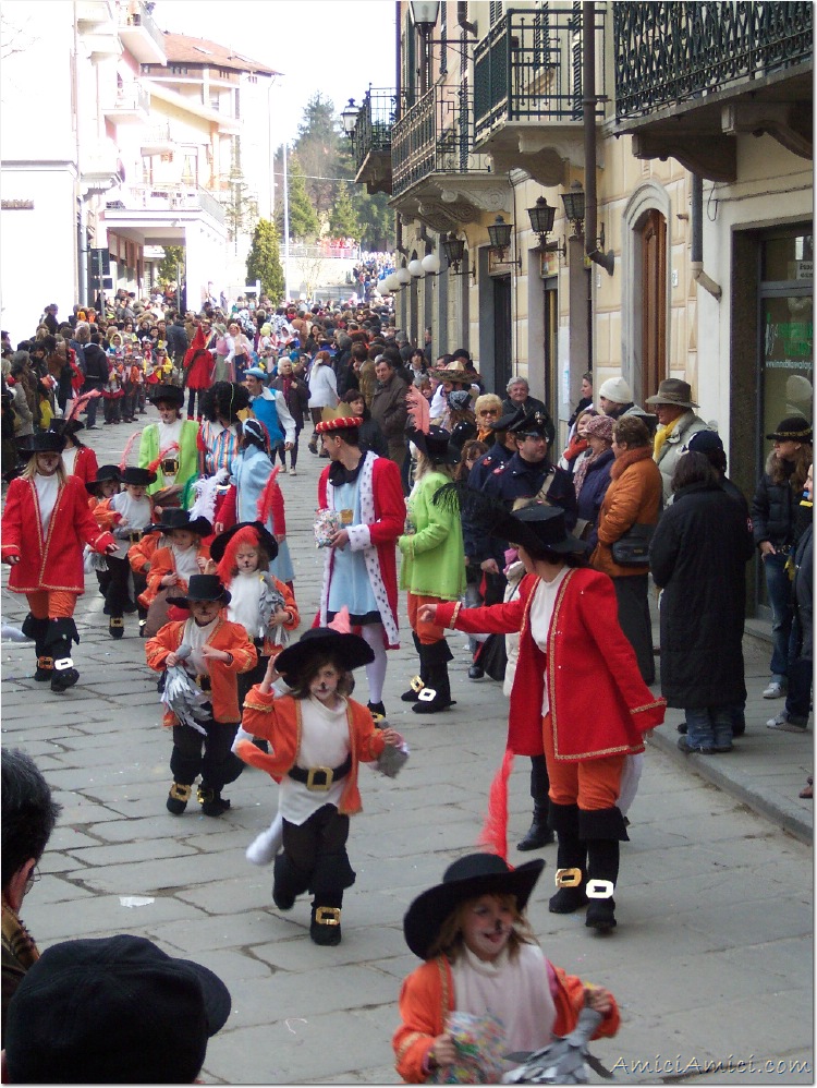 Carnevale bedoniese 2006 008 296 KB