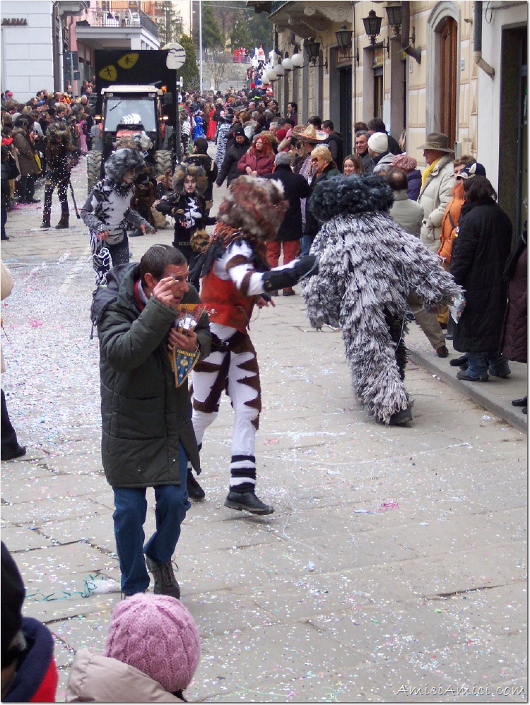 Carnevale bedoniese 2006 064 330 KB