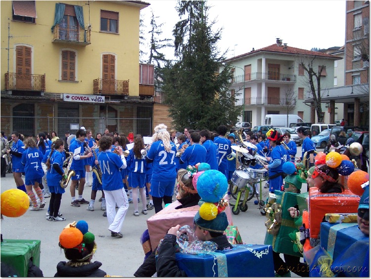 Carnevale bedoniese 2006 124 198 KB