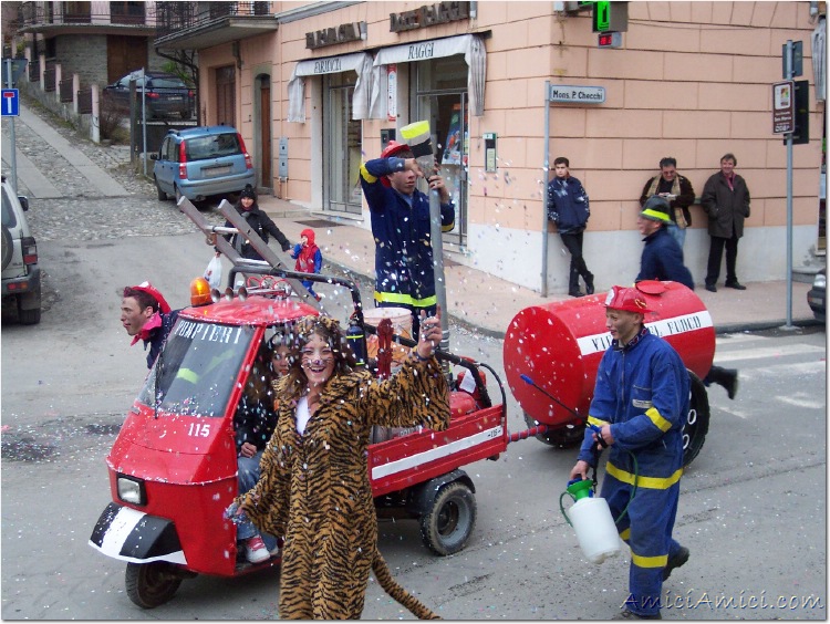 Carnevale bedoniese 2006 143 187 KB