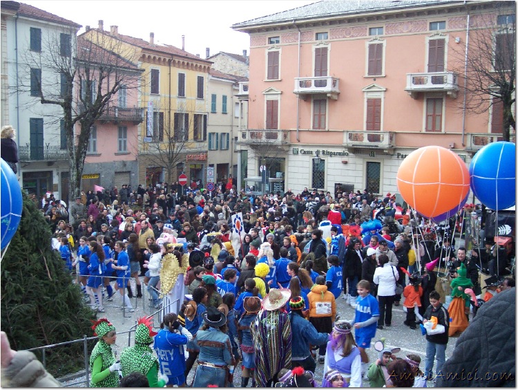 Carnevale bedoniese 2006 167 217 KB
