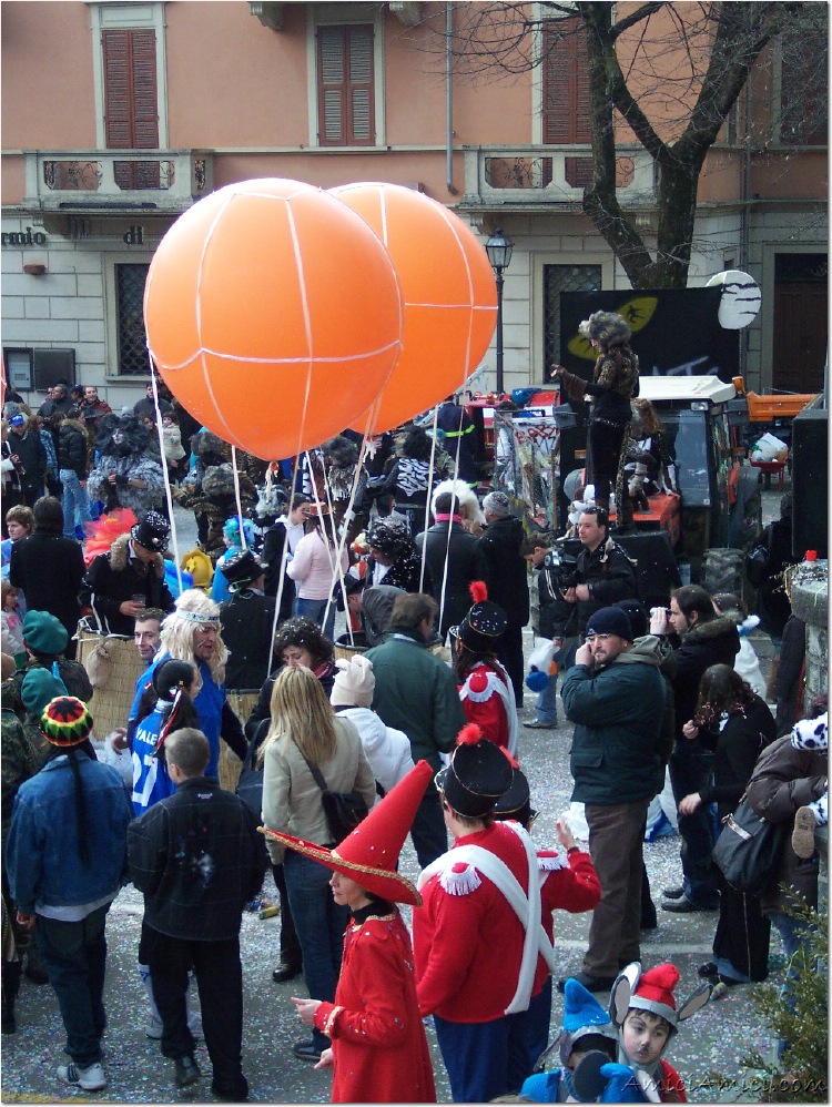 Carnevale bedoniese 2006 174 321 KB