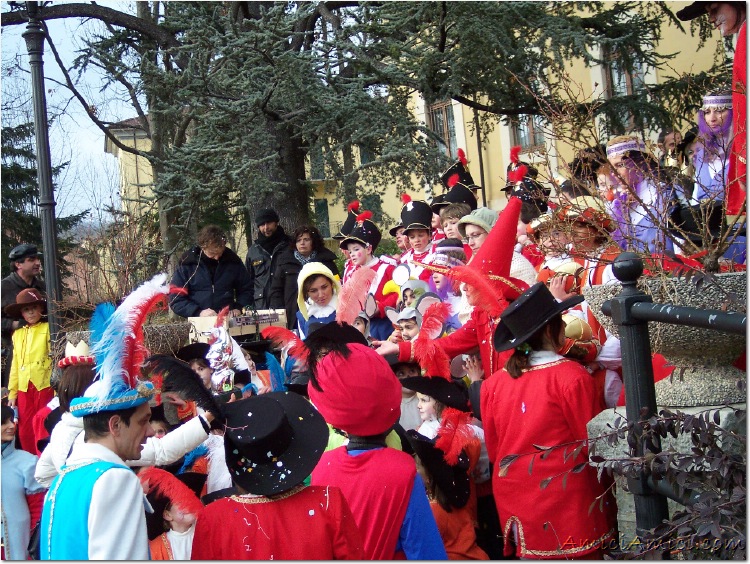 Carnevale bedoniese 2006 181 244 KB