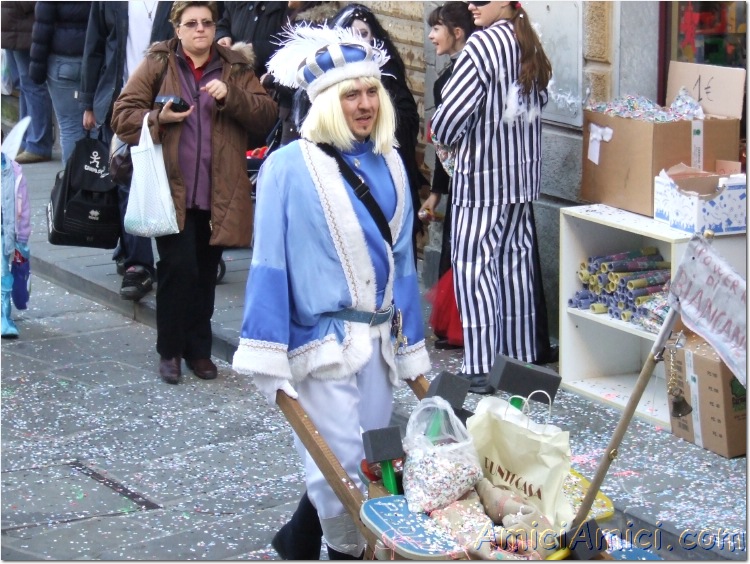 Carnevale bedoniese 2007 112 178 KB