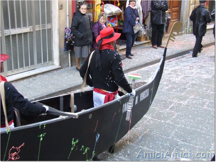 Carnevale bedoniese 2007 210 157 KB