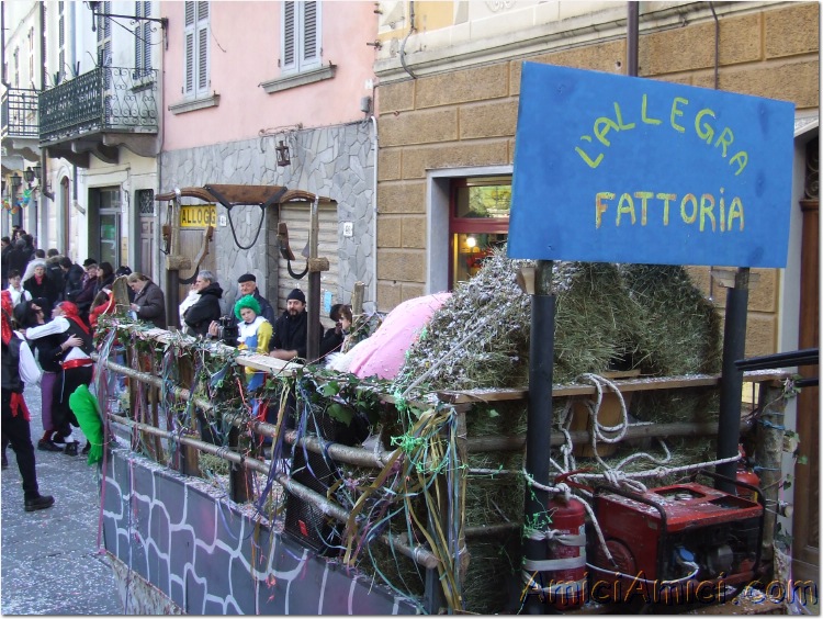 Carnevale bedoniese 2007 215 193 KB