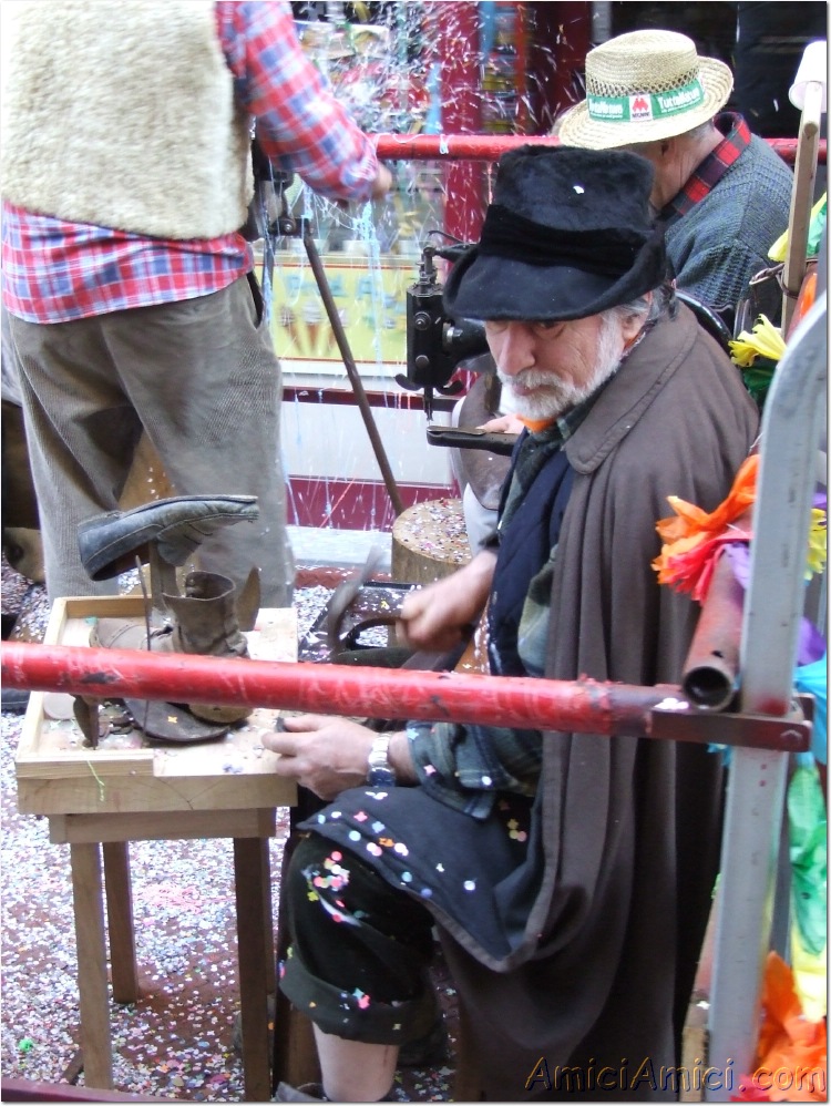 Carnevale bedoniese 2007 224 261 KB