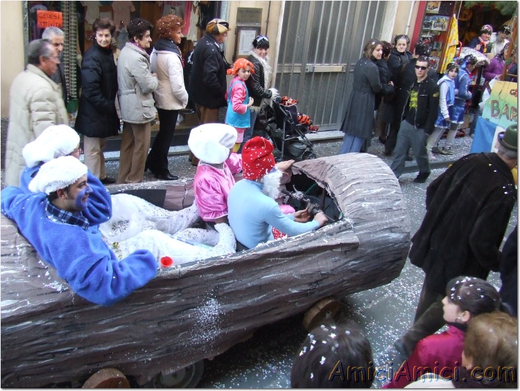 Carnevale bedoniese 2007 244 174 KB