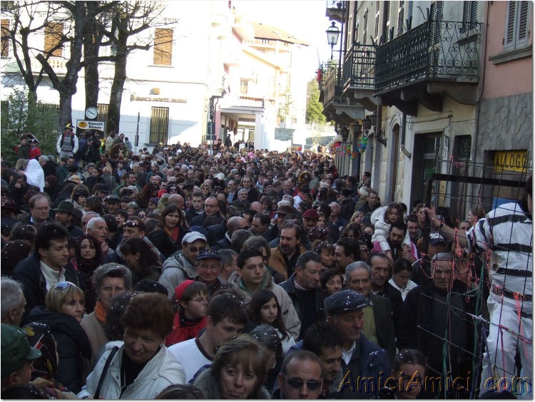 Carnevale bedoniese 2007 247 180 KB