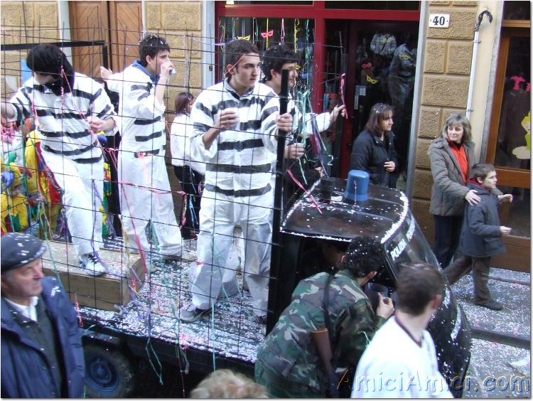 Carnevale bedoniese 2007 248 190 KB