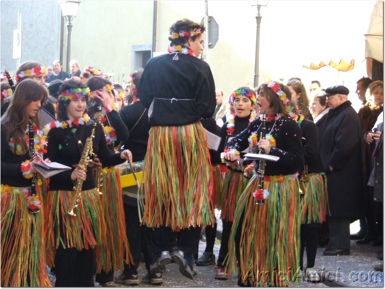 Carnevale bedoniese 2007 256 145 KB