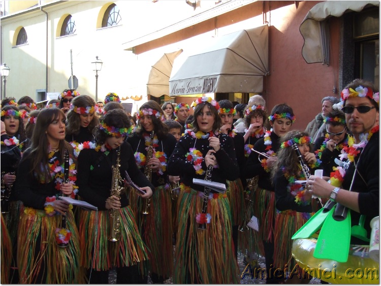 Carnevale bedoniese 2007 258 152 KB