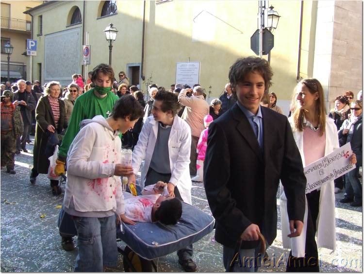 Carnevale bedoniese 2007 289 157 KB