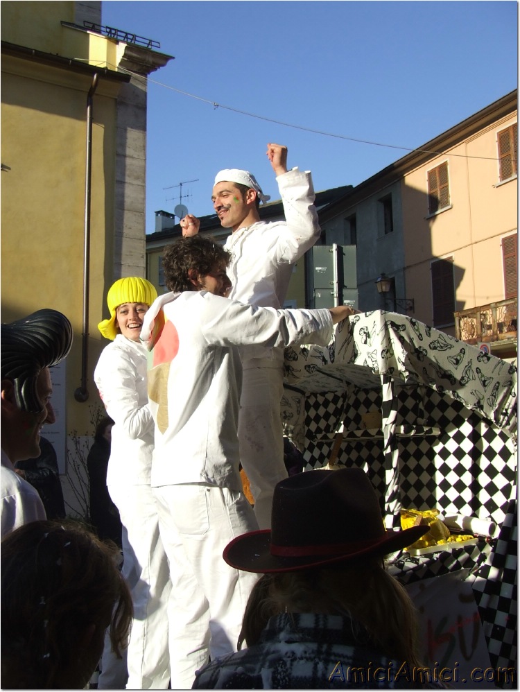 Carnevale bedoniese 2007 300 203 KB