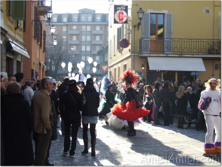 Carnevale bedoniese 2007 305 153 KB