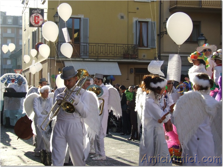Carnevale bedoniese 2007 315 150 KB