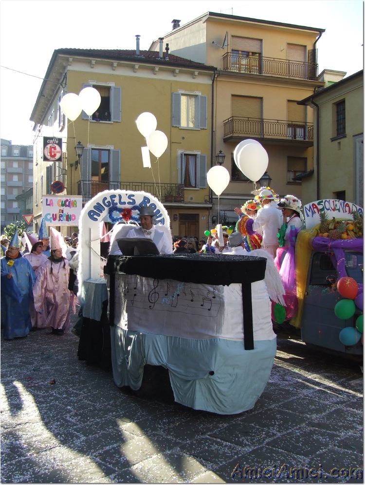 Carnevale bedoniese 2007 321 263 KB