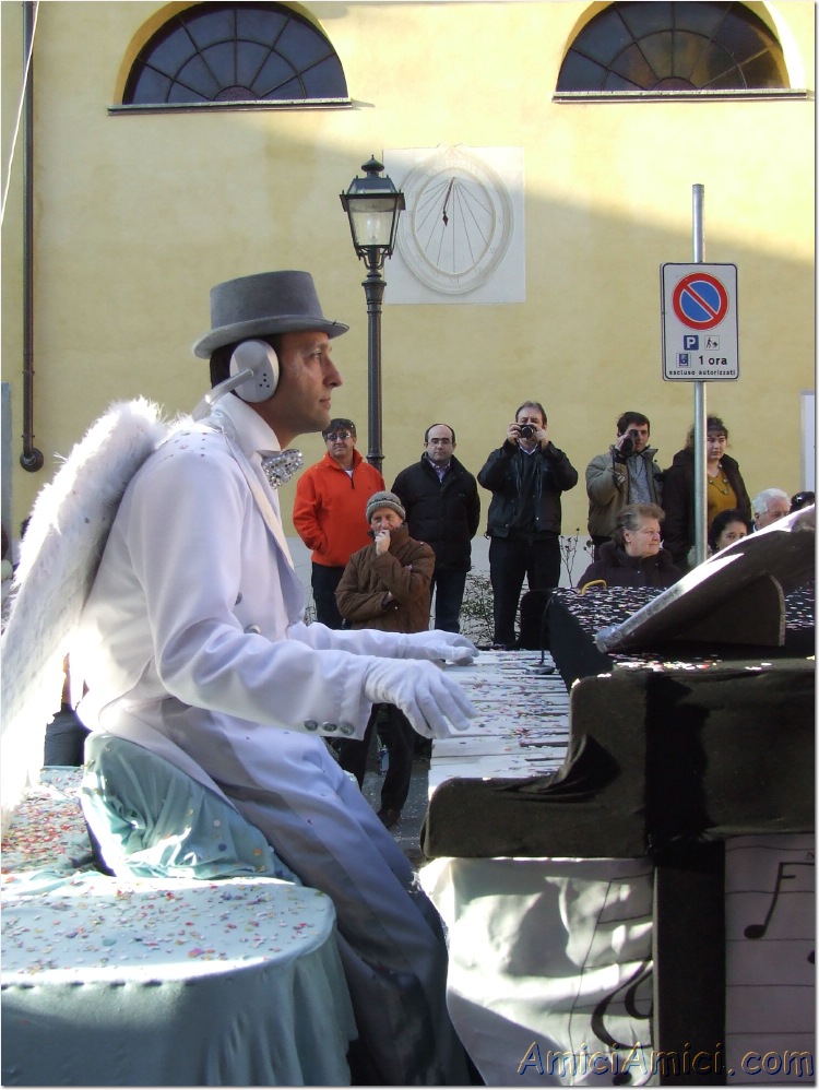 Carnevale bedoniese 2007 323 196 KB