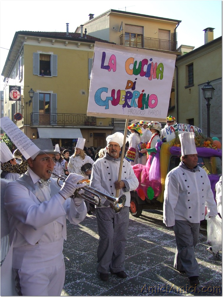 Carnevale bedoniese 2007 325 256 KB