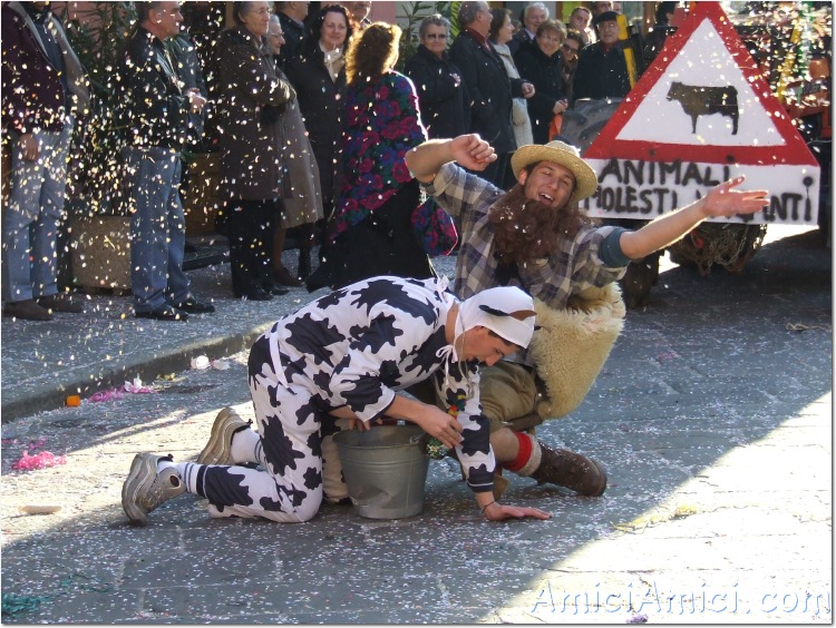 Carnevale bedoniese 2007 374 198 KB