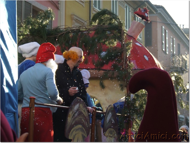 Carnevale bedoniese 2007 397 139 KB