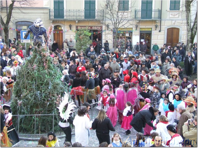 Carnevale bedoniese 2007 411 225 KB