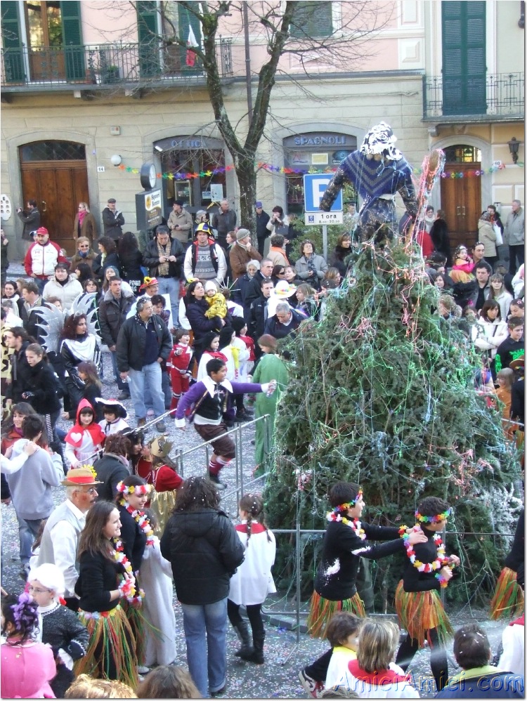 Carnevale bedoniese 2007 415 353 KB