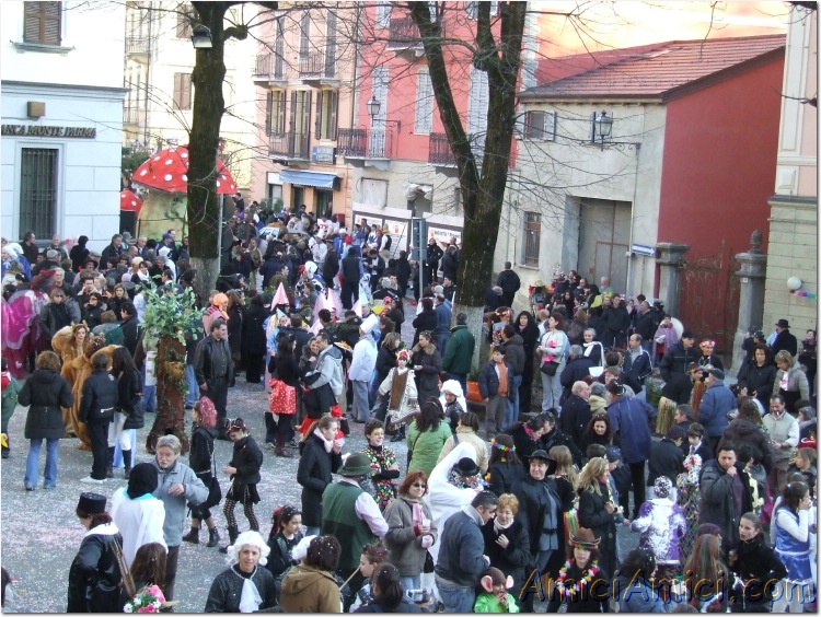 Carnevale bedoniese 2007 417 204 KB