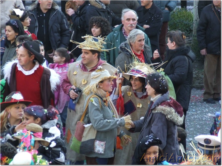 Carnevale bedoniese 2007 420 162 KB