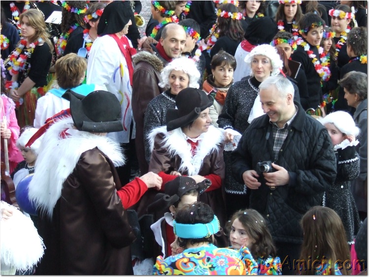 Carnevale bedoniese 2007 454 168 KB