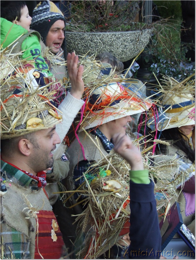 Carnevale bedoniese 2007 476 323 KB