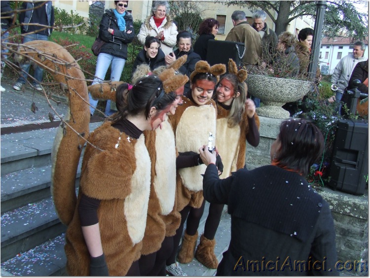 Carnevale bedoniese 2007 487 176 KB