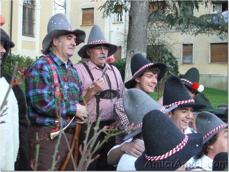 Carnevale bedoniese 2007 498 166 KB