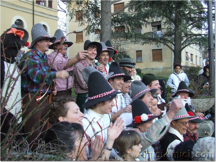 Carnevale bedoniese 2007 500 207 KB