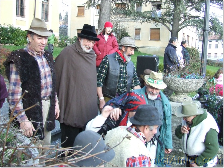 Carnevale bedoniese 2007 512 189 KB