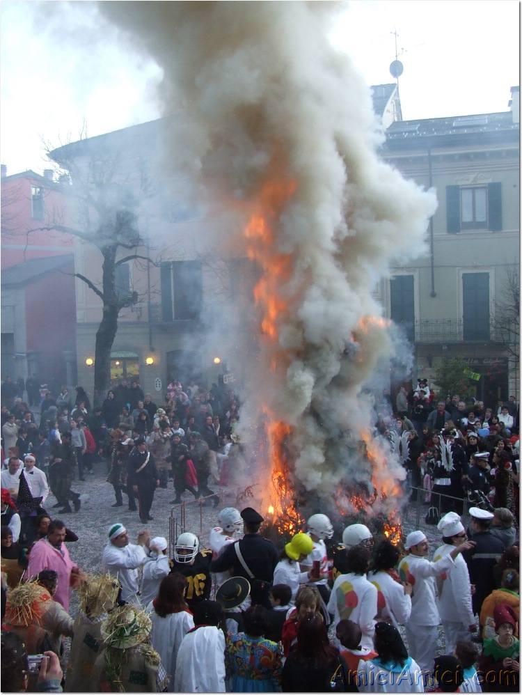 Carnevale bedoniese 2007 564 202 KB