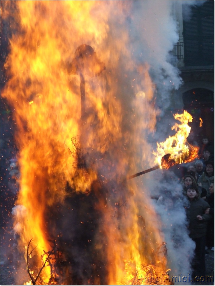 Carnevale bedoniese 2007 570 183 KB