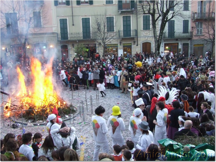 Carnevale bedoniese 2007 582 201 KB