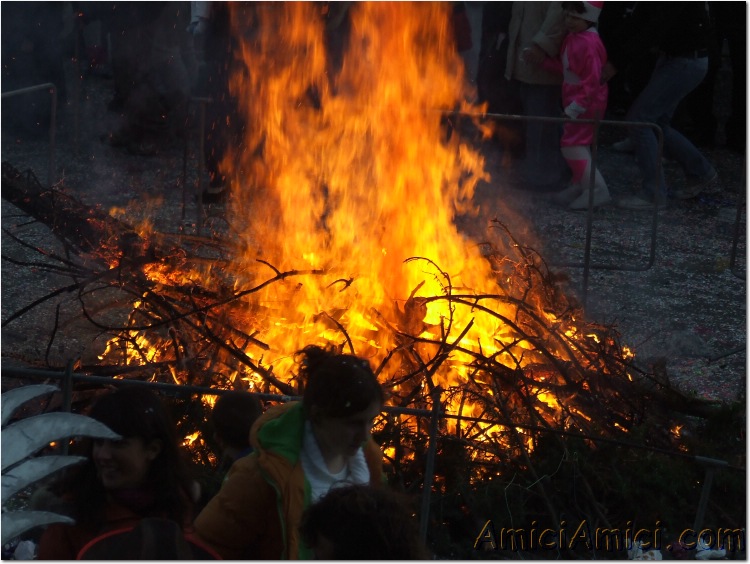 Carnevale bedoniese 2007 588 133 KB