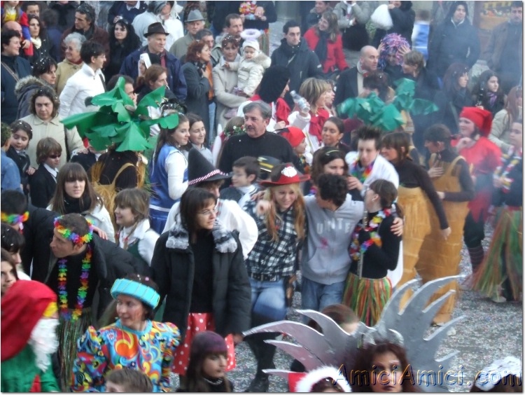 Carnevale bedoniese 2007 595 157 KB