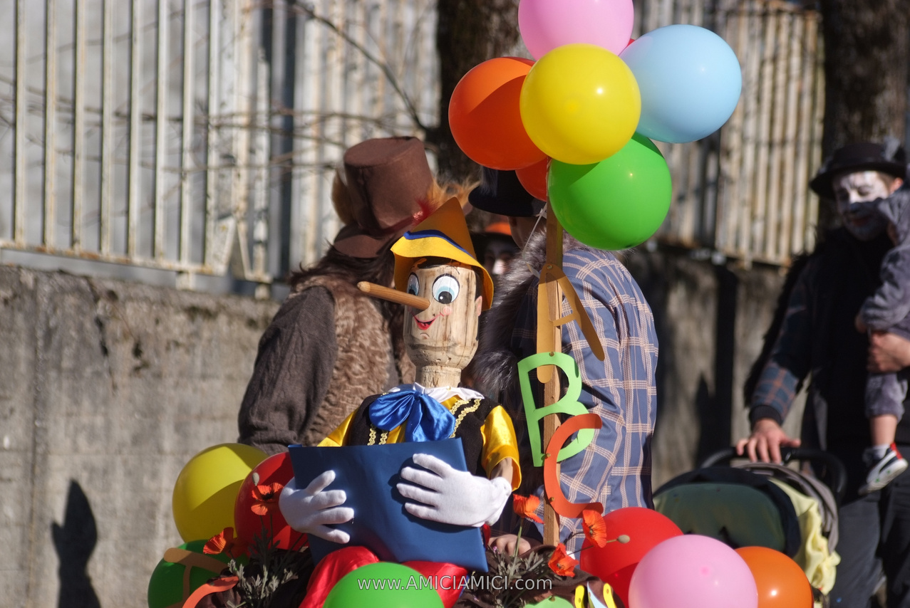 Foto Carnevale in piazza 2026 Carnevale_Bedonia_2026_001