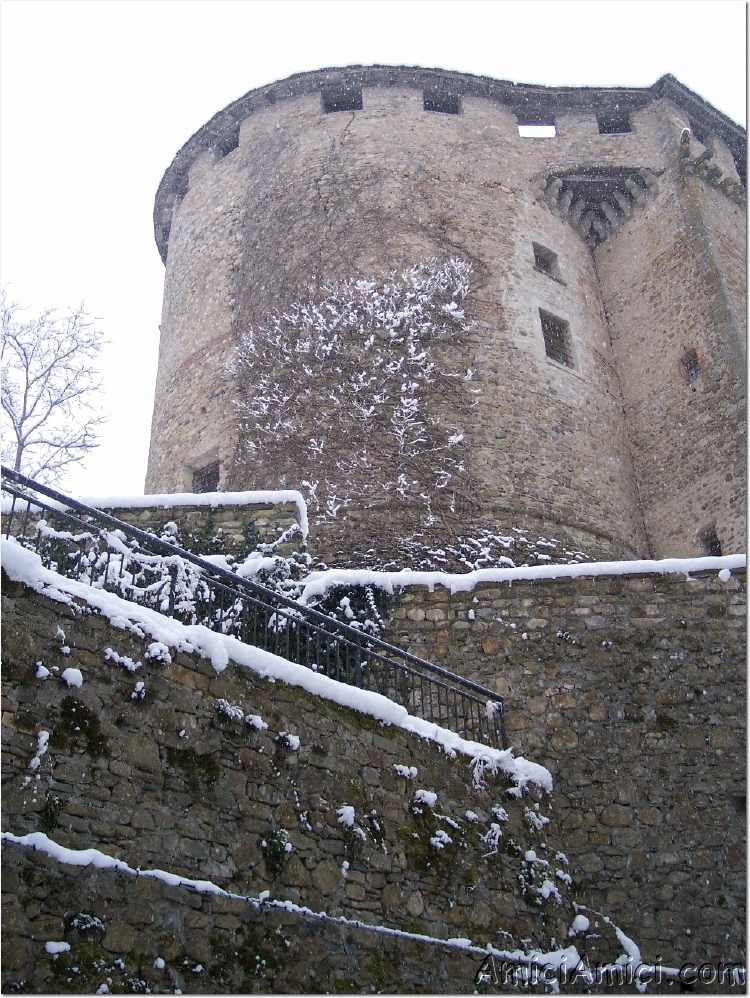 Compiano sotto la neve 2005 18 508 KB