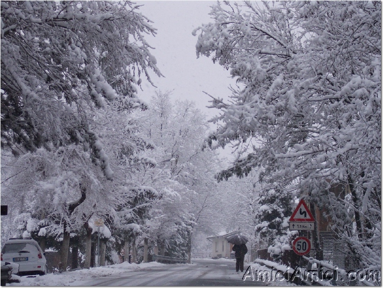 Compiano sotto la neve 2005 20 304 KB