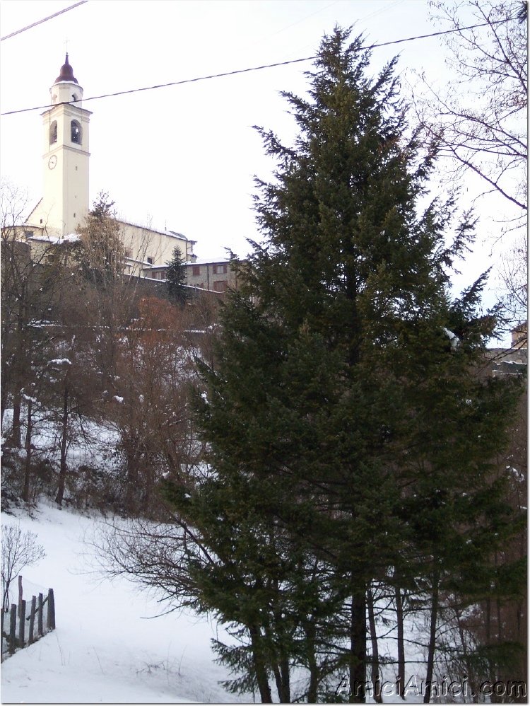 Compiano sotto la neve 26 447 KB
