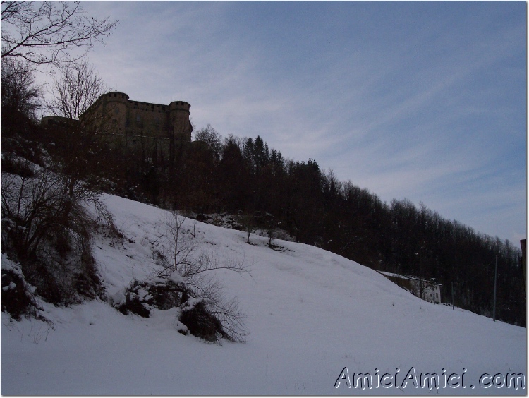 Compiano sotto la neve 29 183 KB