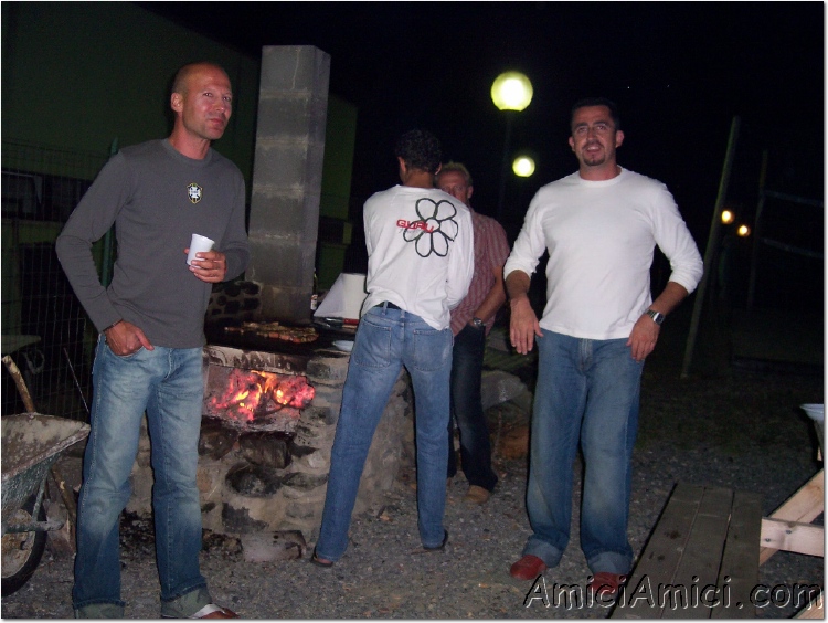 Festa della trota 2004 010 desaparecido 196 KB